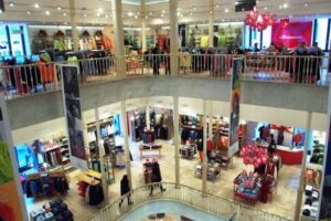 central atrium of la rinascente department store